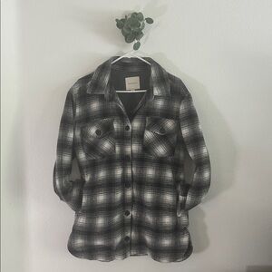 Thread & Supply Shaket. Size M